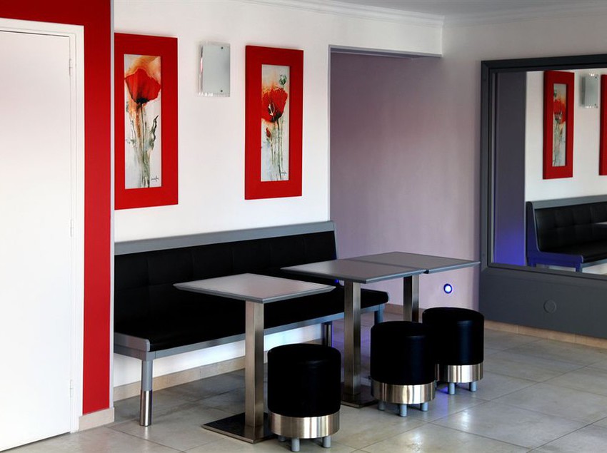 Hôtel Briand  | Levallois Perret | Hauts-de-Seine | France 6