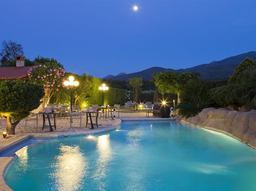 Hôtel Auberge Du Roua  | Argeles sur Mer | Pyrenees-Orientales | France 18