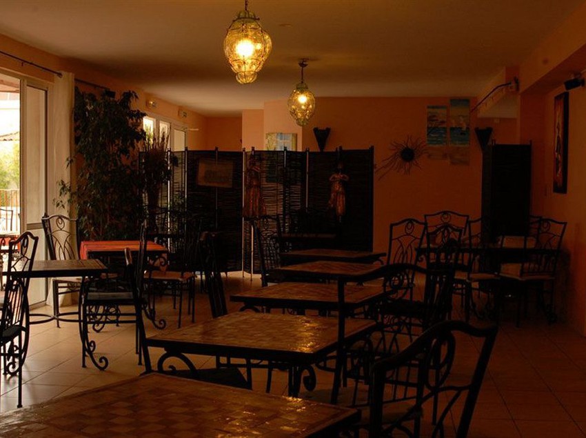 Hotel De La Clape Narbona Aude