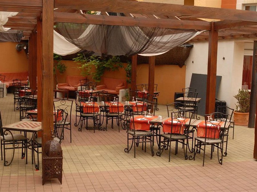 Hôtel De La Clape  | Narbonne | Aude | France 1