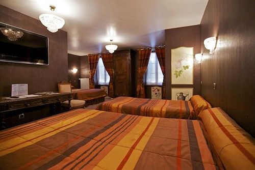 Hotel De La Poste  | Langres | Alto Marne | Francia 9