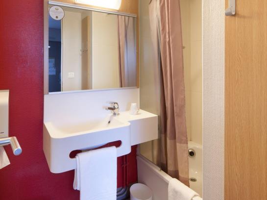 B&B Paris Malakoff Parc de Expositions  | Malakoff | Hauts-de-Seine | France 9