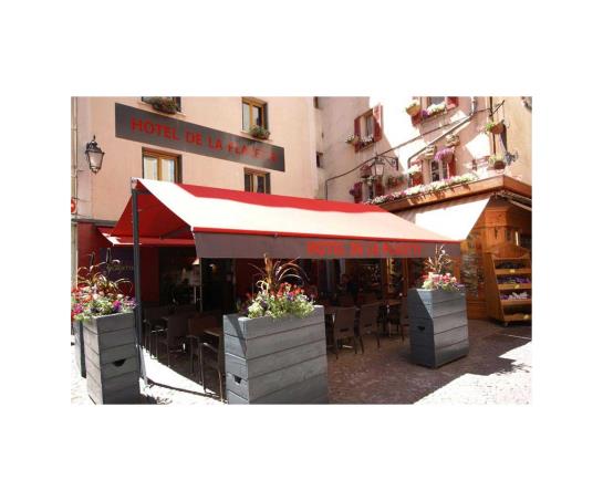 Hôtel De La Placette  | Barcelonnette | Alpes-de-Haute-Provence | France 1