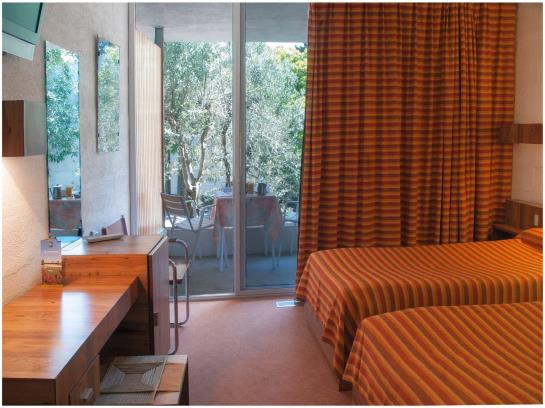 Hôtel Les Cabanettes  | Arles | Bouches du Rhone | France 9