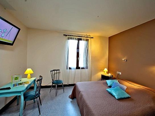 Hotel L'Oustal  | Vezac | Dordogne | France 3