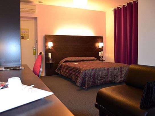 Hôtel Aux Berges De L'aveyron  | Onet le Chateau | Aveyron | France 10