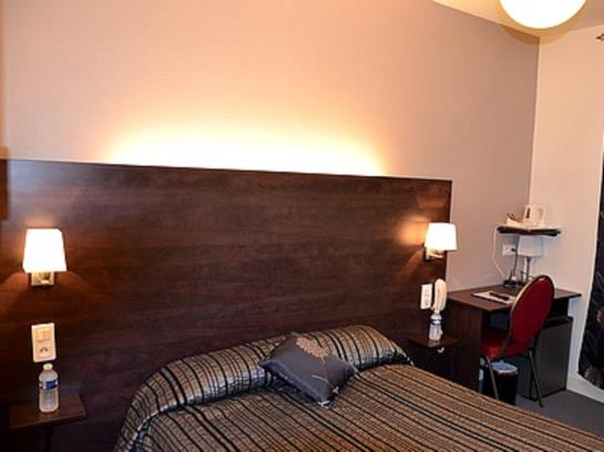 Hôtel Aux Berges De L'aveyron  | Onet le Chateau | Aveyron | France 9