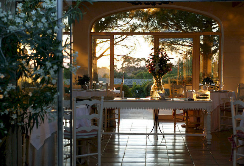 Hotel Domaine De Capelongue Vaucluse