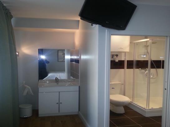 Hôtel Le Cantal  | Paris | Paris | France 19