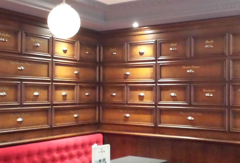 Hôtel Le Cantal  | Paris | Paris | France 8