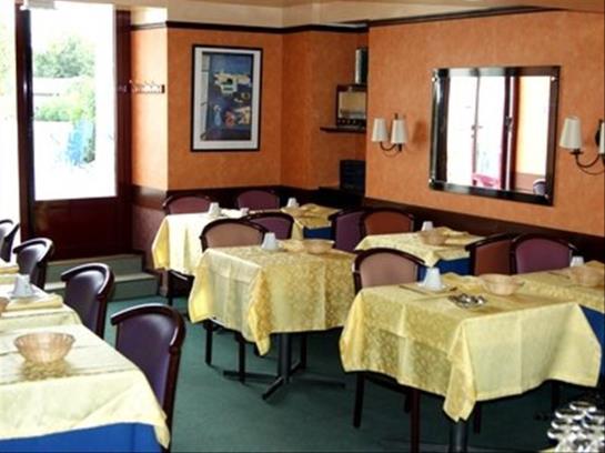 Hôtel Au Relais Nivernais  | Nevers | Nievre | France 3