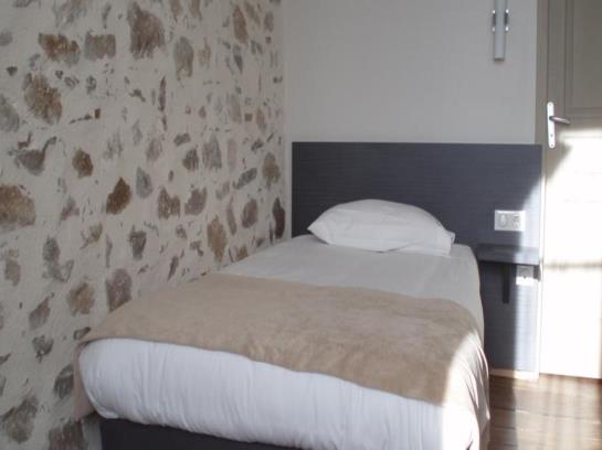 Hôtel Auberge Dupuytren  | Pierre Buffière | Haute-Vienne | France 5