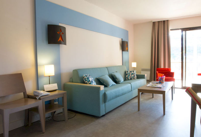 Pierre & Vacances L'Archipel  | Perros Guirec | Côtes-d'Armor | France 3