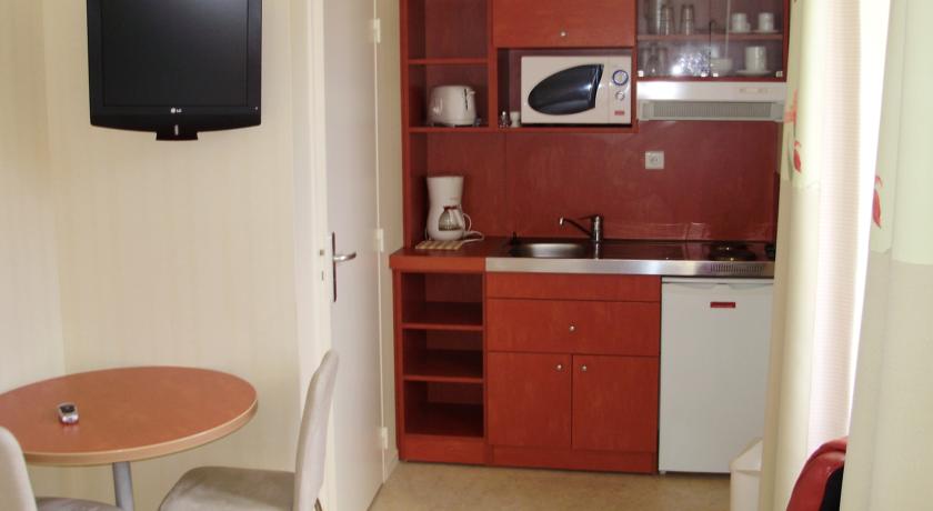 Aparthotel Cerise Les Thermes  | Luxeuil les Bains | Haute-Saone | France 3