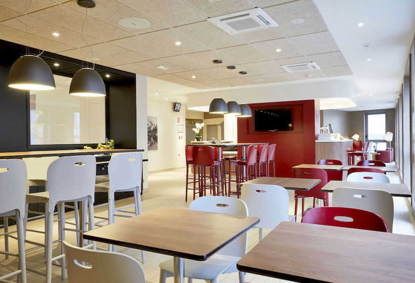 Hôtel Campanile Annemasse Centre Gare  | Annemasse | Haute-Savoie | France 16