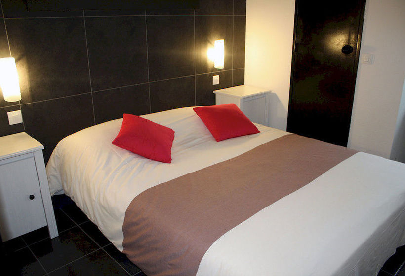 MY Hotel  | Ifs | Calvados | Francia 15