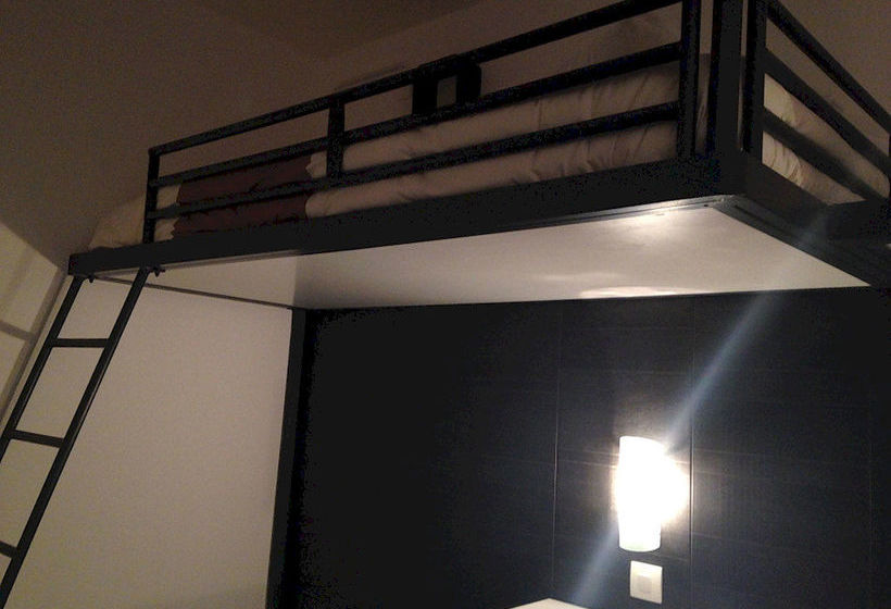 MY Hotel  | Ifs | Calvados | Francia 16