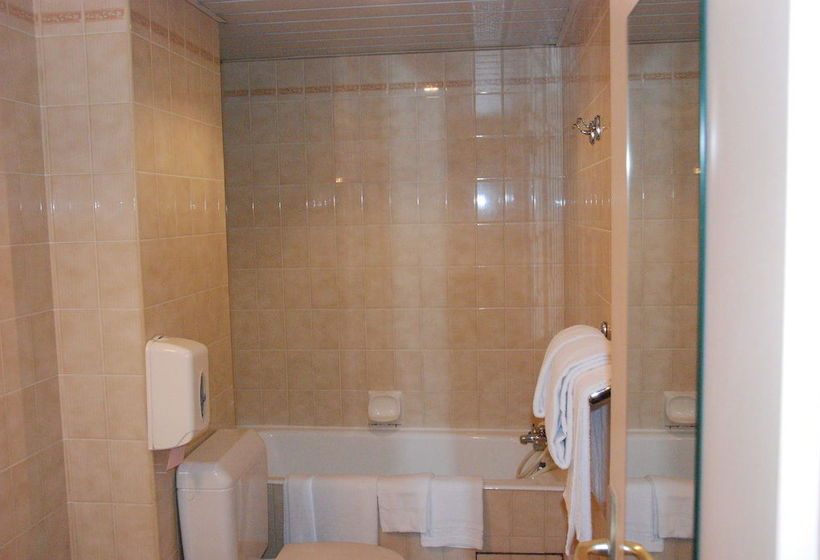 Hôtel Acropolis  | Lourdes | Hautes-Pyrenees | France 16