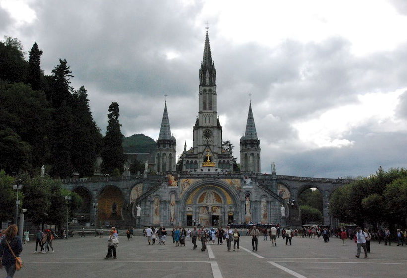 Hôtel Acropolis  | Lourdes | Hautes-Pyrenees | France 17