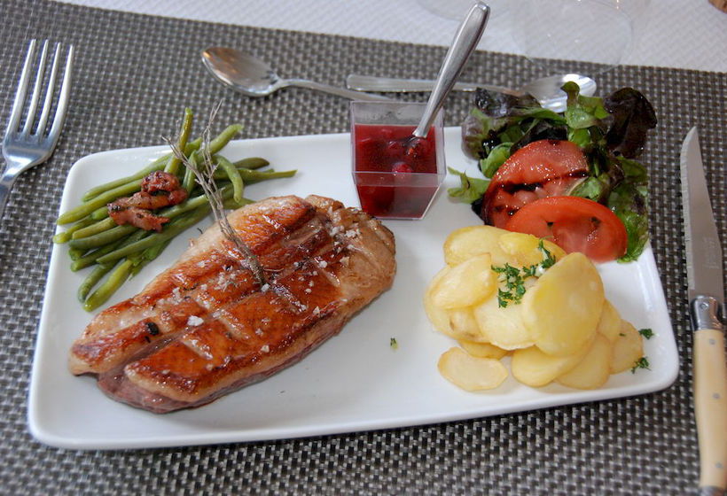 Hôtel Acropolis  | Lourdes | Hautes-Pyrenees | France 7