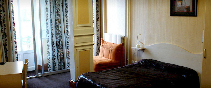 Hôtel Au Chapon Fin  | Poitiers | Vienne | France 14