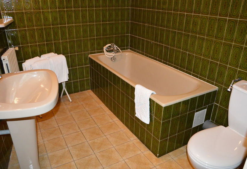 Hôtel Au Chapon Fin  | Poitiers | Vienne | France 3