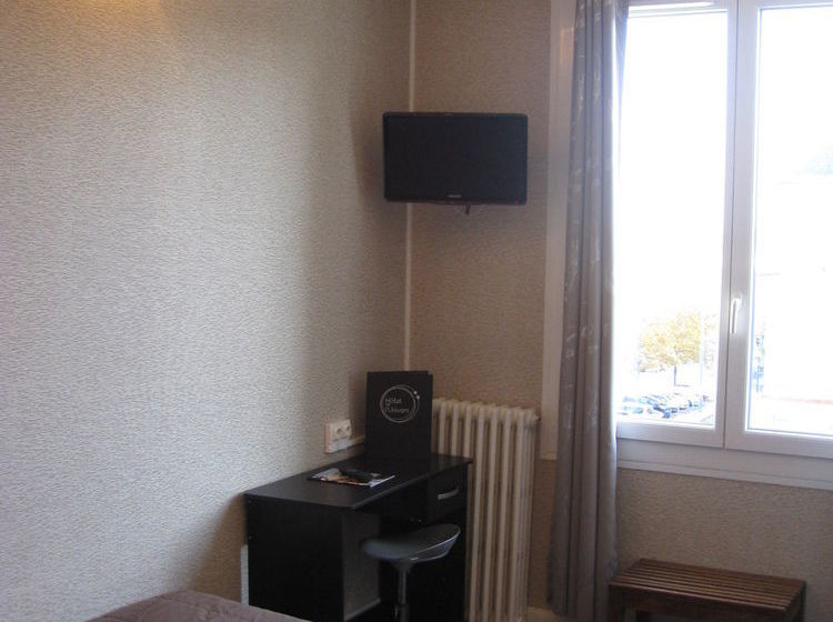 Hôtel De L'univers  | Caen | Calvados | France 11