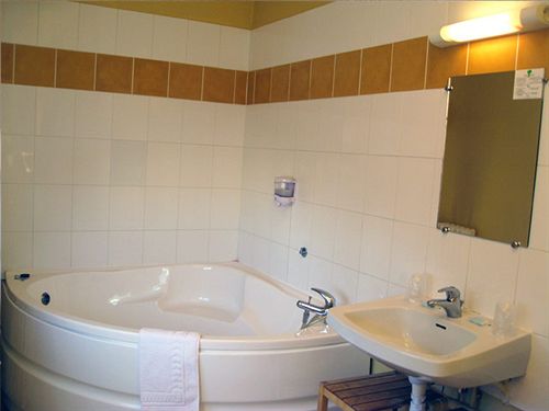 Hôtel De L'univers  | Caen | Calvados | France 14