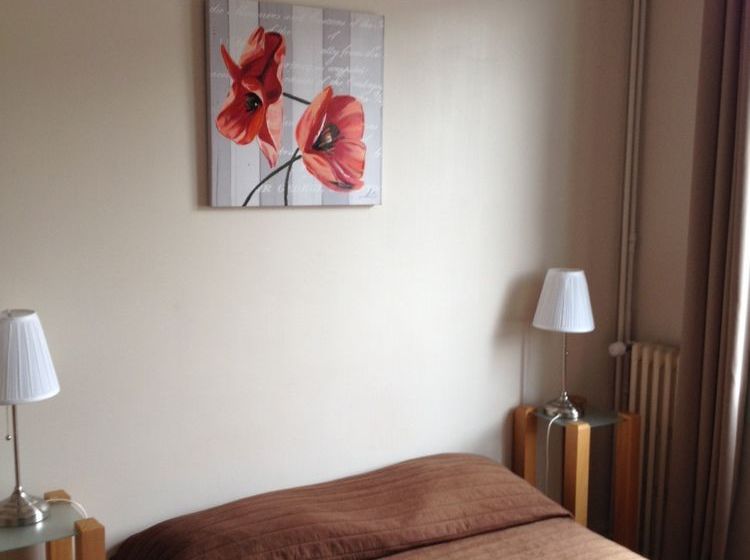 Hôtel De L'univers  | Caen | Calvados | France 9