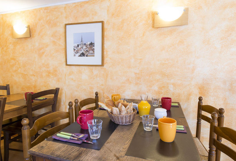 Hôtel Central  | Montargis | Loiret | France 4