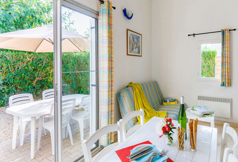 Les Soleillades Et Le Scarlet  | Palavas les Flots | Herault | France 15