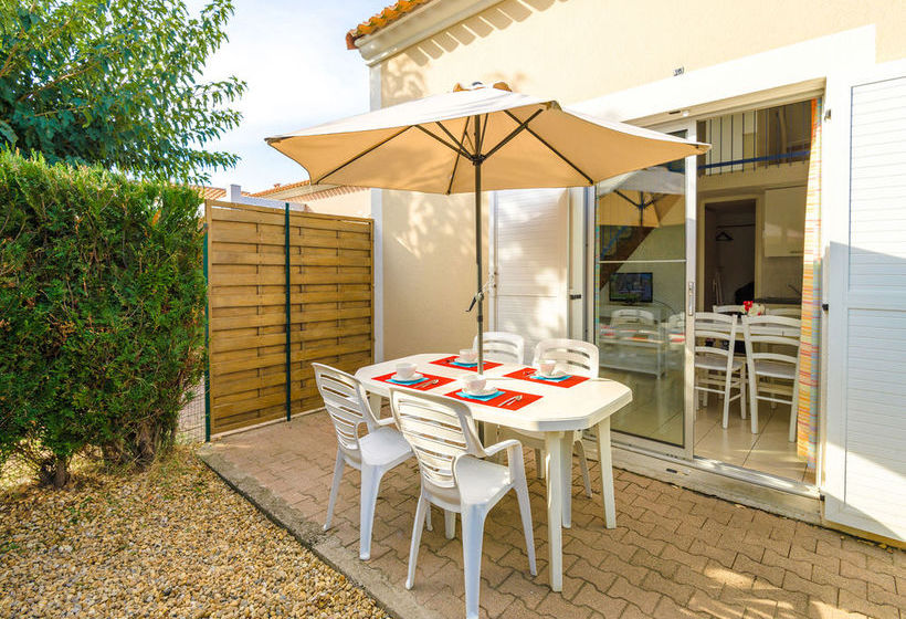 Les Soleillades Et Le Scarlet  | Palavas les Flots | Herault | France 17