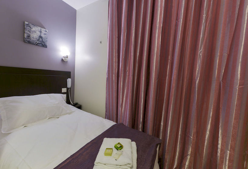 Hôtel Du Quai de Seine  | Paris | Paris | France 10