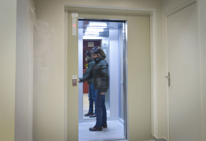 Hôtel Du Quai de Seine  | Paris | Paris | France 12