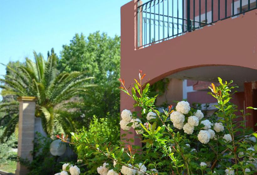 Les Hameaux de Camargue  | Arles | Bouches du Rhone | France 13