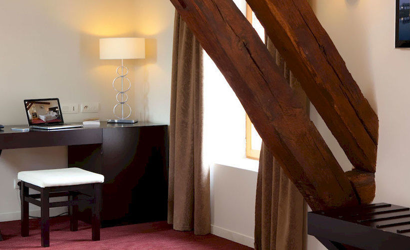 Hôtel Burgevin  | Sully sur Loire | Loiret | France 11