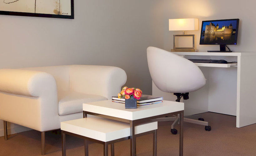 Hôtel Burgevin  | Sully sur Loire | Loiret | France 13