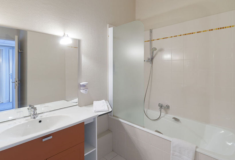 Hôtel Du Port  | Saint Martin de Re | Charente Maritime | France 10