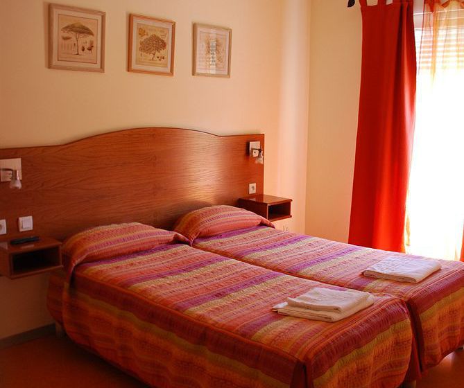 Hôtel De L'orb  | Bedarieux | Herault | France 11