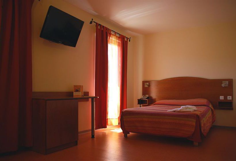 Hôtel De L'orb  | Bedarieux | Herault | France 3