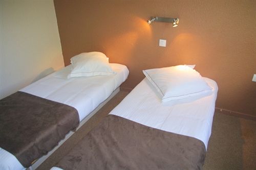 Hôtel Du Moulin à Vent  | Venissieux | Rhone | France 6