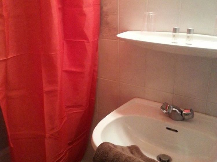 Hotel Du Bourg  | Ugine | Savoie | Francia 9