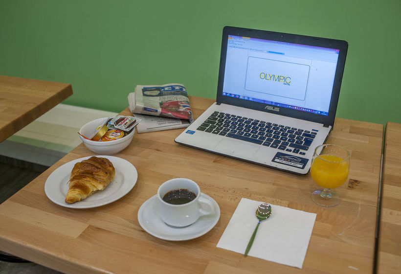 Hôtel Olympic by Patrick Hayat  | Boulogne-Billancourt | Hauts-de-Seine | France 4