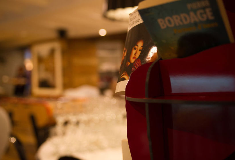 Snow Lodge Boutique Hôtel  | Courchevel | Savoie | France 11