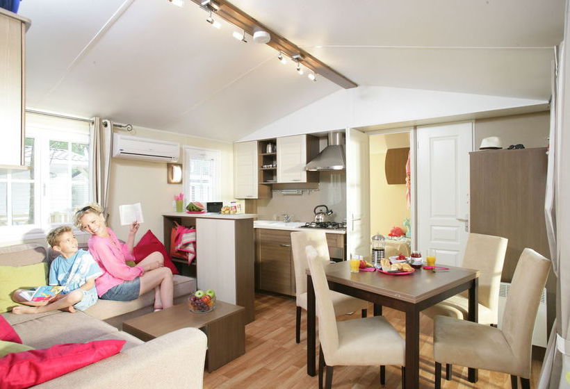 Hôtel La Carabasse  | Vias | Herault | France 2