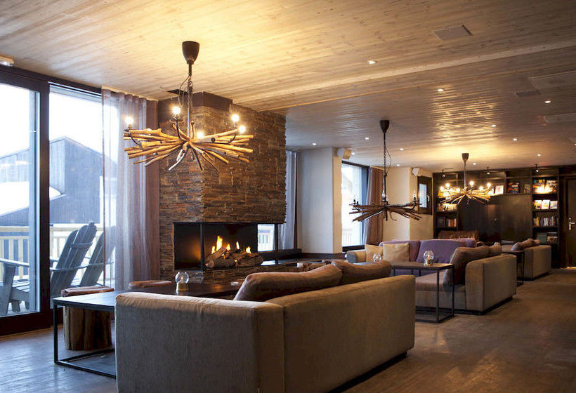 Langley Hotel Tango  | Saint-Martin-de-Belleville | Savoie | France 1