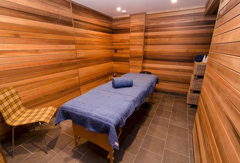 Langley Hotel Tango  | Saint-Martin-de-Belleville | Savoie | France 20