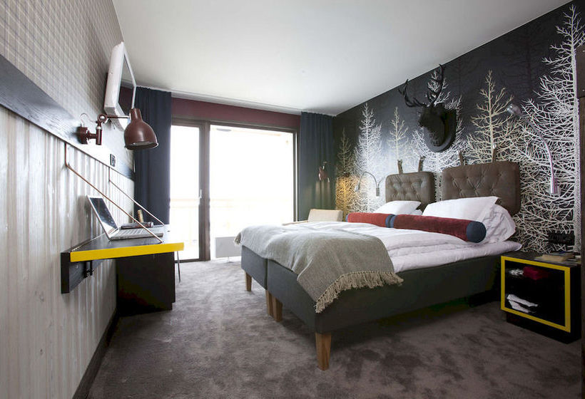 Langley Hotel Tango  | Saint-Martin-de-Belleville | Savoie | France 4