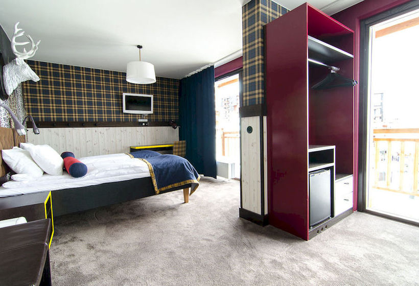 Langley Hotel Tango  | Saint-Martin-de-Belleville | Savoie | France 5