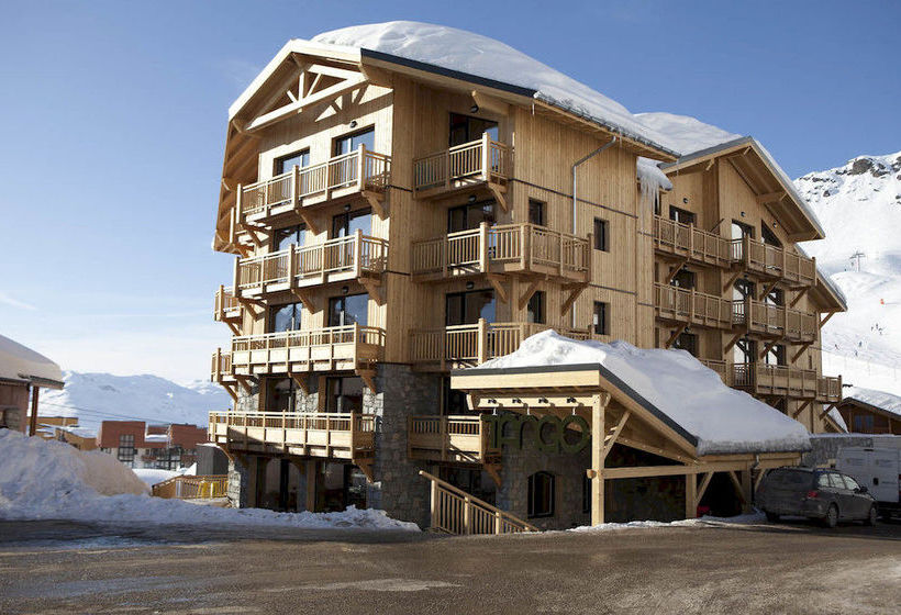 Langley Hotel Tango  | Saint-Martin-de-Belleville | Savoie | France 8